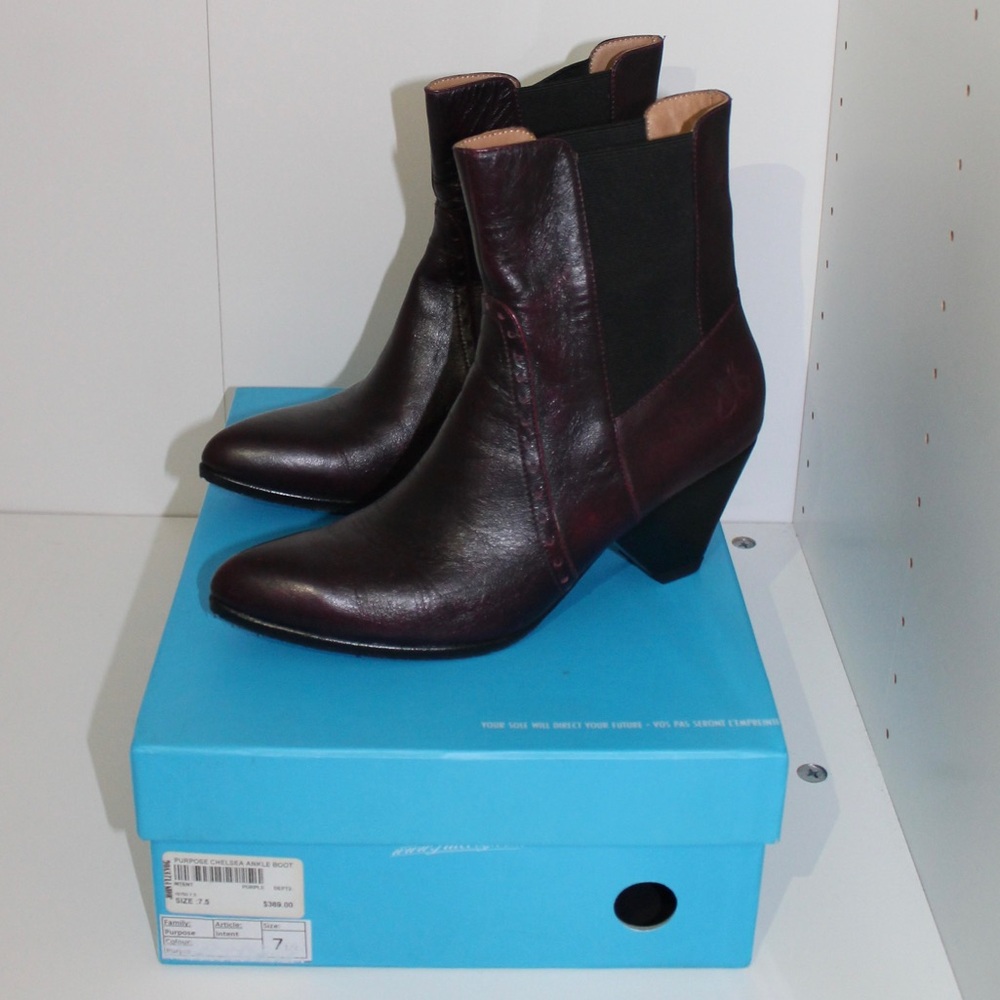 Heeled boots